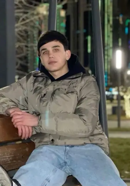 Я Andrey, 22 років, знайомлюсь для вірт у Коломия