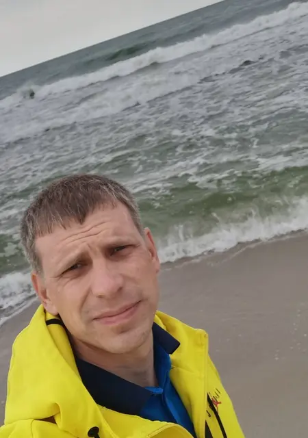 Михаил з Новопскова, шукаю на сайті знайомства на одну ніч