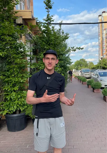 Я Михайло, 19, знакомлюсь для постоянных отношений в Ковеле