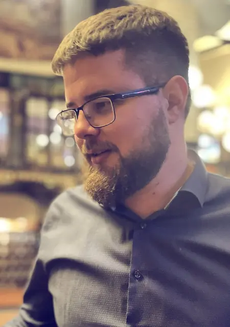 Константин из Пинска, мне 31, познакомлюсь для приятного времяпровождения