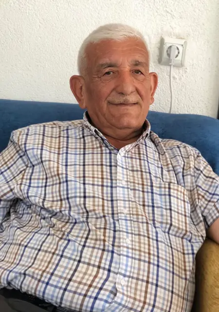 Bünyamin из Вены, ищу на сайте знакомства без обязательств