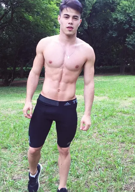 Я Дмитрий, 25, знакомлюсь для вирта в Гомеле