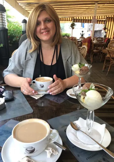 Elena из Одессы, ищу на сайте приятное времяпровождение