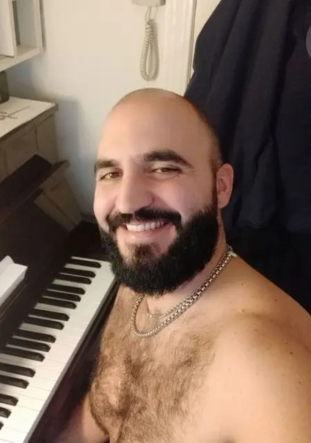 Juan Carlos de Madrid, tengo 40 años, listo para conocer