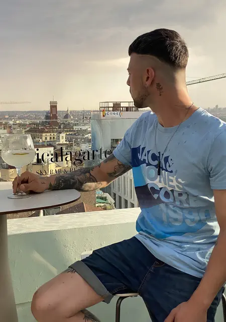 Soy Marc, 27 años, conociéndome para hacer nuevos amigos en Madrid