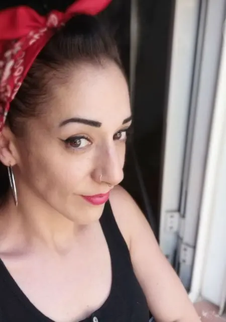 Soy Valeria, 38 años de Madrid, busco conocer gente