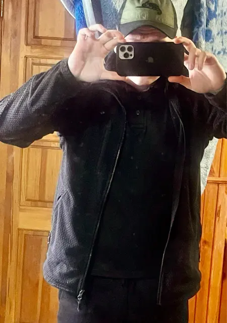 Я Никита, 21, знакомлюсь без обязательств в Макеевке