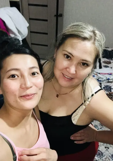 Я Adina, 39, знакомлюсь для постоянных отношений в Алматы