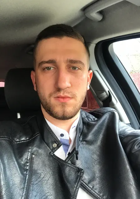 Вова из Тернополя, ищу на сайте знакомства на одну ночь