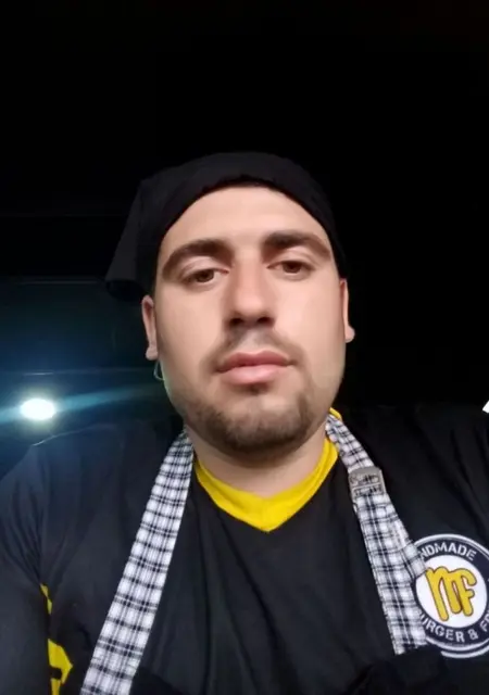 Я Erhan Kaplan, 33, знакомлюсь в Стамбуле