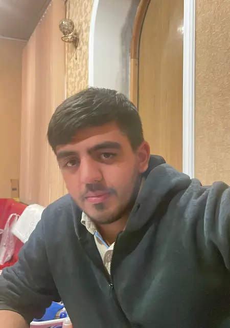 Akif из Баку, мне 18, познакомлюсь для постоянных отношений