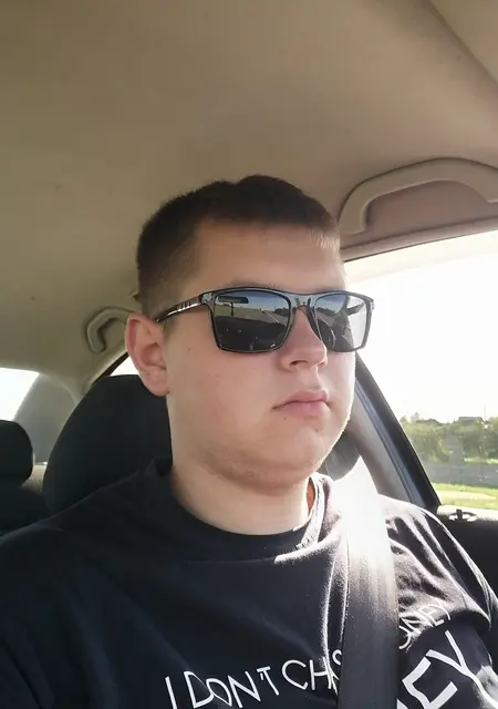 Рома из Барановичей, мне 28, познакомлюсь для общения