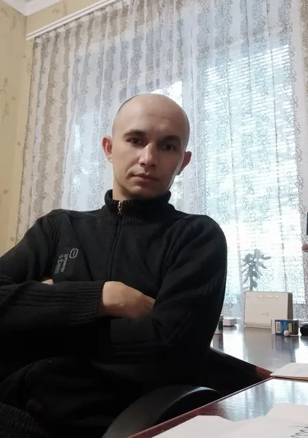 Игорь из Макеевки, ищу на сайте знакомства без обязательств