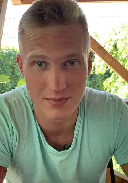 Павел из Гатово, мне 31, познакомлюсь на одну ночь