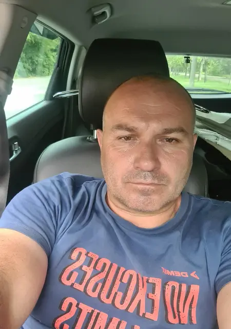 Виталий з Києва, шукаю на сайті знайомства на одну ніч