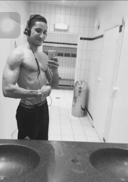 Я Ayoub, 28, знакомлюсь в Мадриде