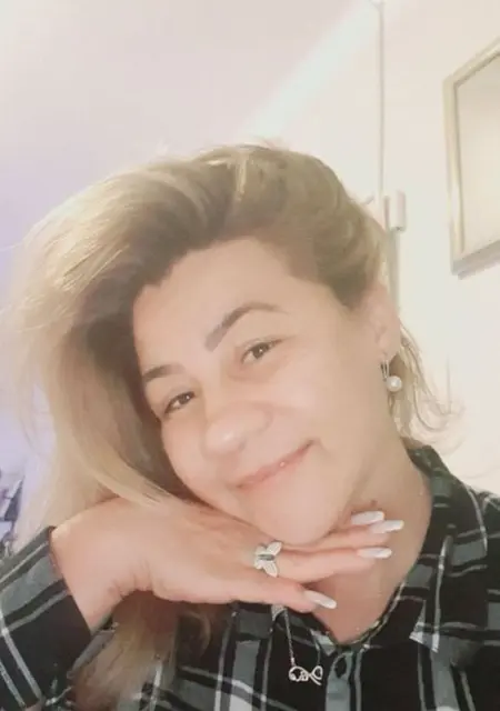 Jasmin из Мадрида, мне 45, познакомлюсь