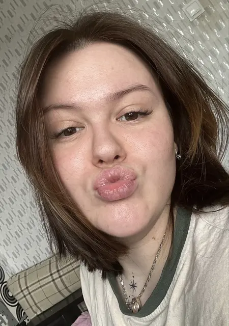 Yeva de Málaga, tengo 23 años, lista para conocer para viaje
