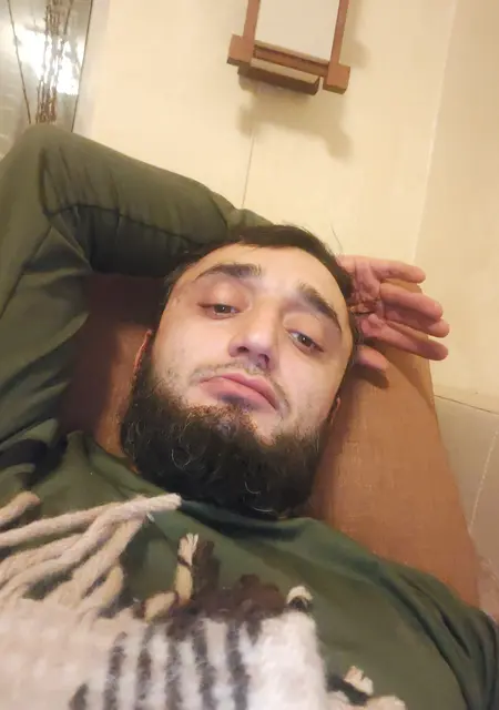 Давид з Луганська, мені 40 років, познайомлюсь для постійних стосунків