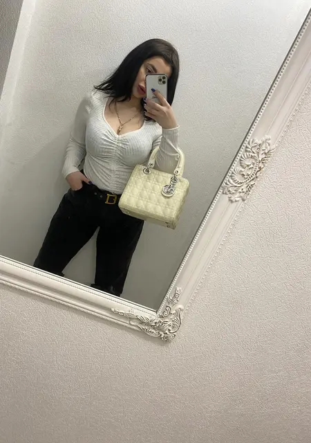 Я Lina, 25, из Харькова, ищу знакомства на одну ночь