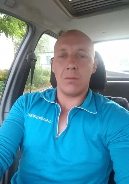 Я Николай, 44, из Полтавы, ищу знакомство для приятного времяпровождения