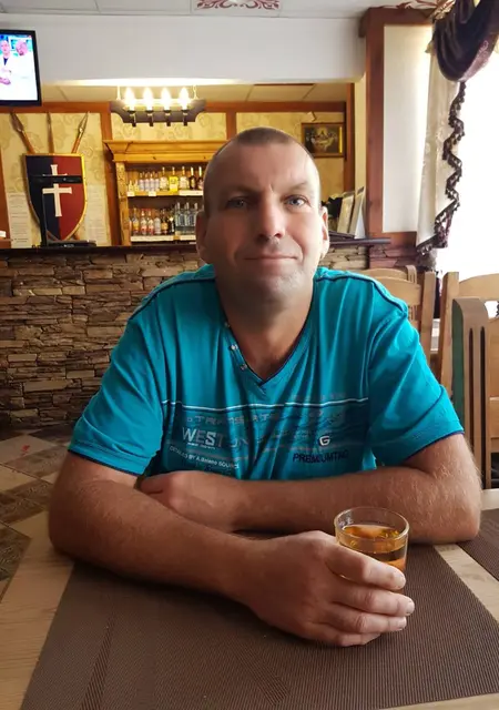 Я Роман, 49, из Бреста, ищу знакомства на одну ночь
