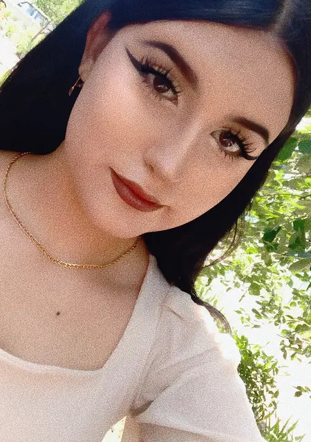 Лина из Харцызска, мне 19, познакомлюсь на одну ночь