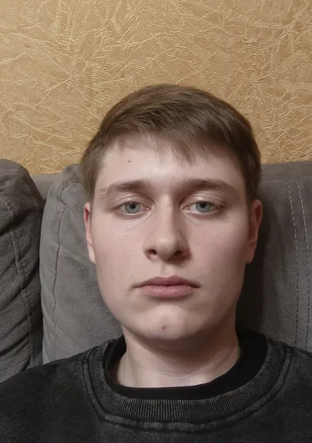 Глеб из Бобруйска, мне 18, познакомлюсь на одну ночь