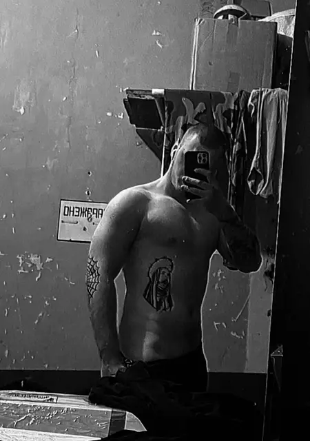 Radion з Мукачева, шукаю на сайті вірт