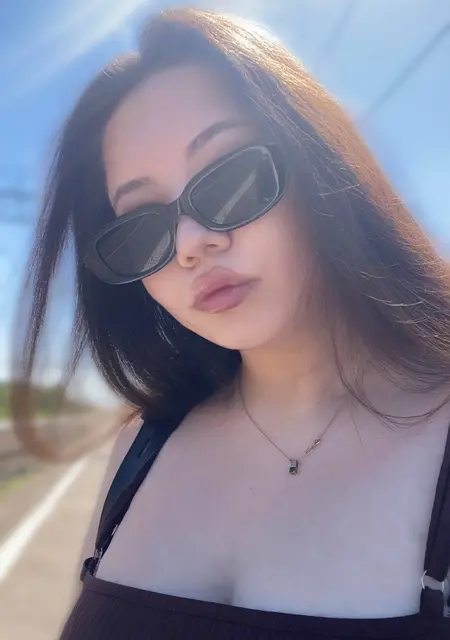 Я Мария, 22, знакомлюсь без обязательств в Бухаресте