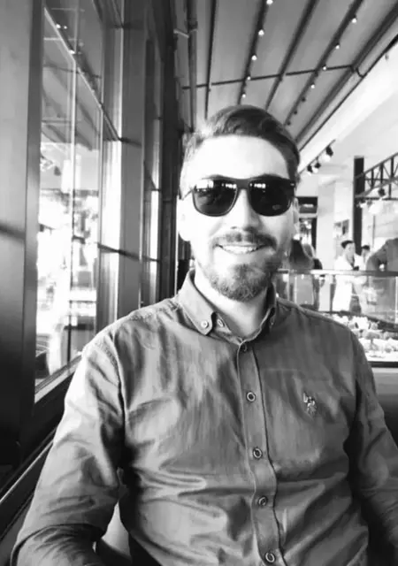 Я Eser, 30, знакомлюсь в Стамбуле