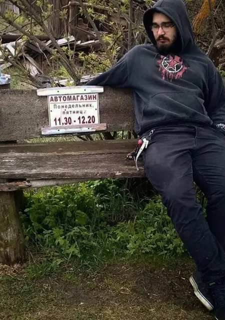 Я Михаил, 27, из Бреста, ищу знакомства без обязательств