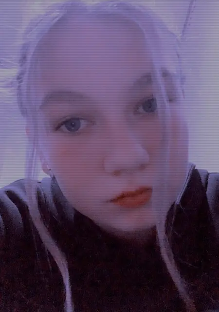 Кира из Харькова, ищу на сайте постоянные отношения