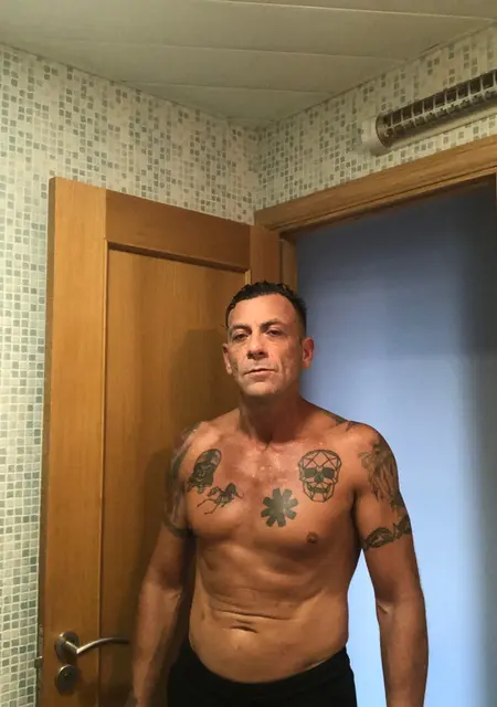 Lolo de Pamplona, tengo 47 años, listo para conocer para pasatiempo agradable