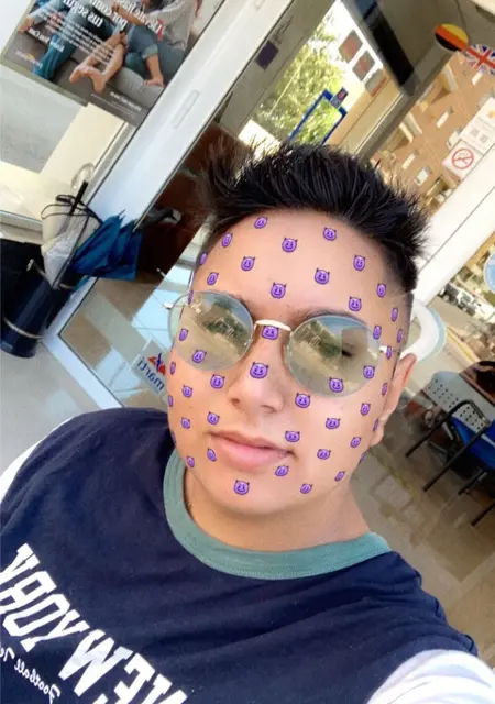 Soy Alma, 22 años de Alicante, busco conocer gente para lío de una noche