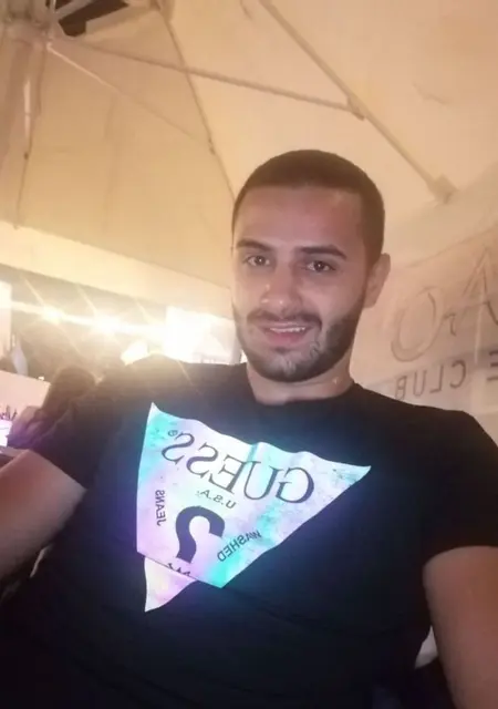 Я Notoriuss, 28, из Бухареста, ищу знакомство