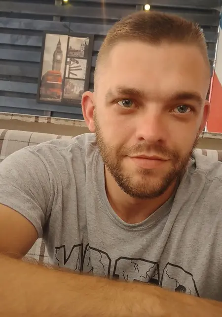 Vit из Ивано-Франковска, мне 33, познакомлюсь для общения