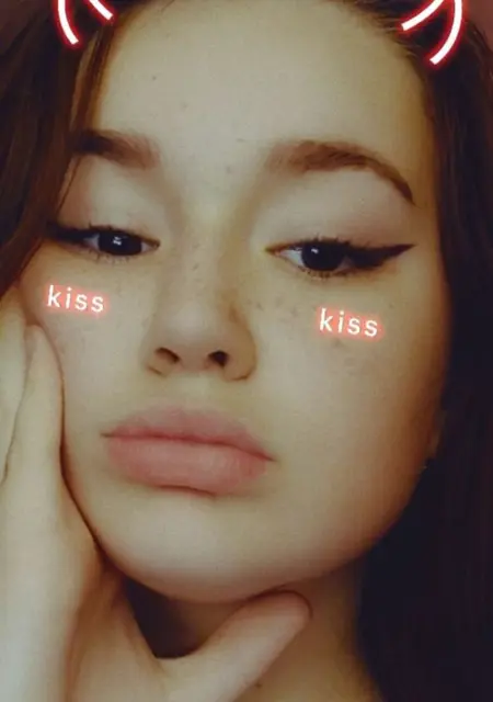 Я Саша, 23, из Золочева, ищу знакомство для вирта