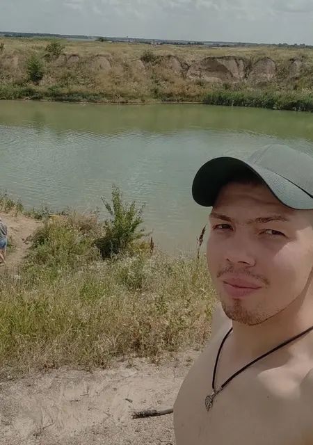 Кирилл з Васильків, мені 31 років, познайомлюсь на одну ніч