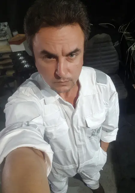 Я Sebastian, 41, знакомлюсь для приятного времяпровождения в Одессе