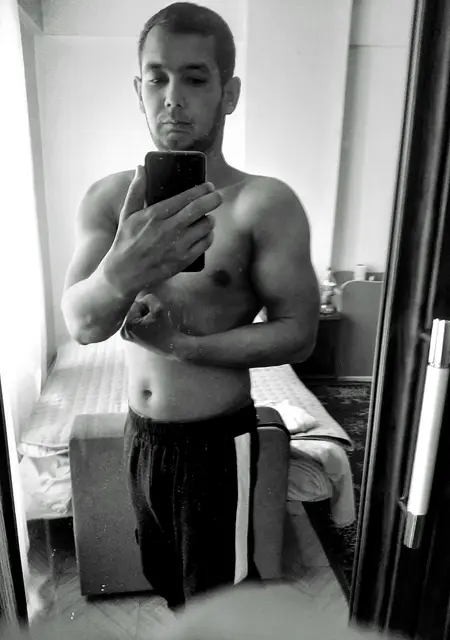 Umidbek из Стамбула, мне 29, познакомлюсь на одну ночь