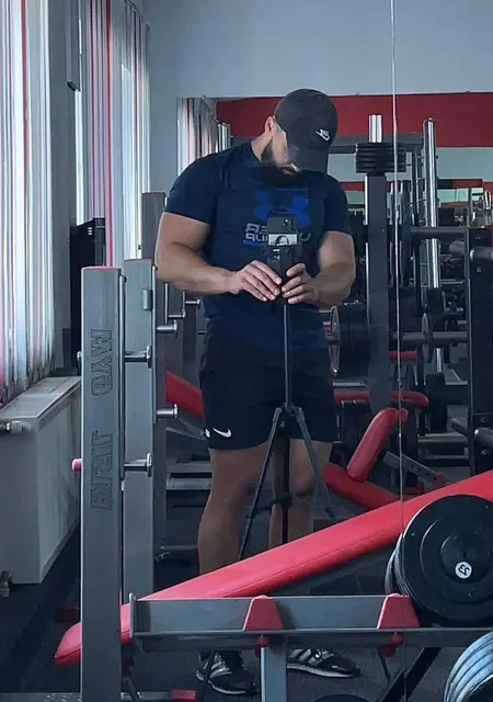 Данило из Кривого Рога, ищу на сайте дружбу