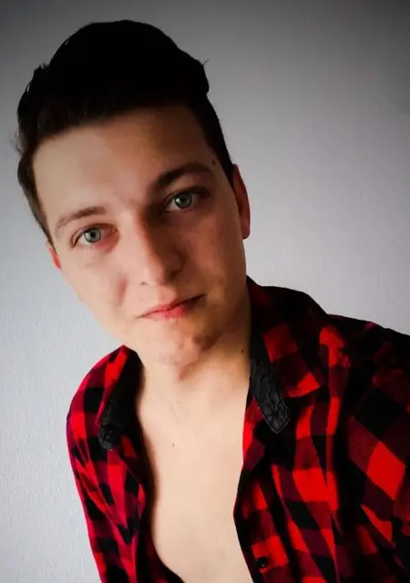 Я Tombar, 26, из Варшавы, ищу знакомство