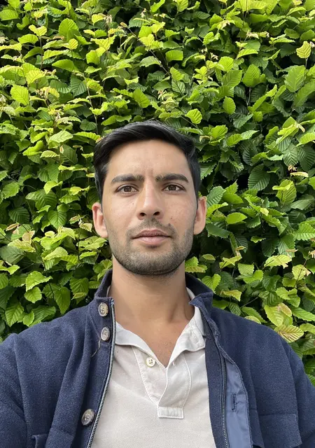 Noori из Нюрнберга, мне 30, познакомлюсь для приятного времяпровождения