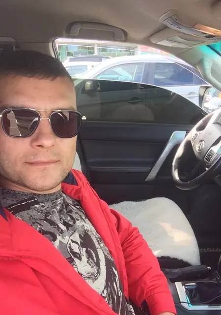 Я Axxxel, 41 років з Рівного, шукаю знайомства без зобов'язань