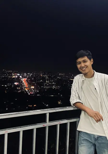 Гала из Алматы, мне 19, познакомлюсь на одну ночь