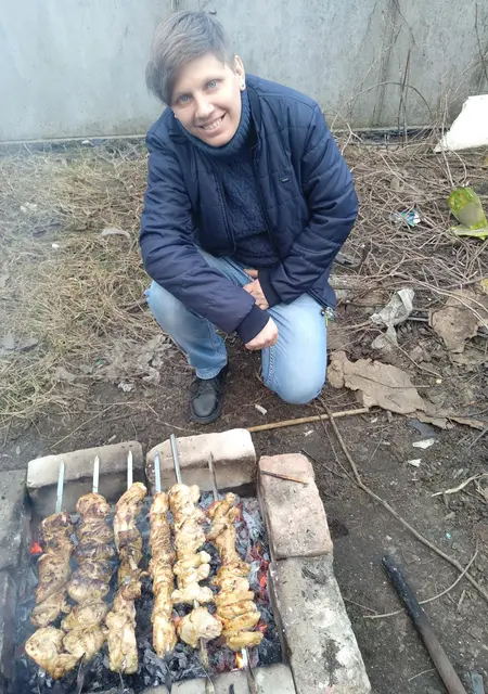 Валентина з Одеса, мені 41 років, познайомлюсь без зобов'язань