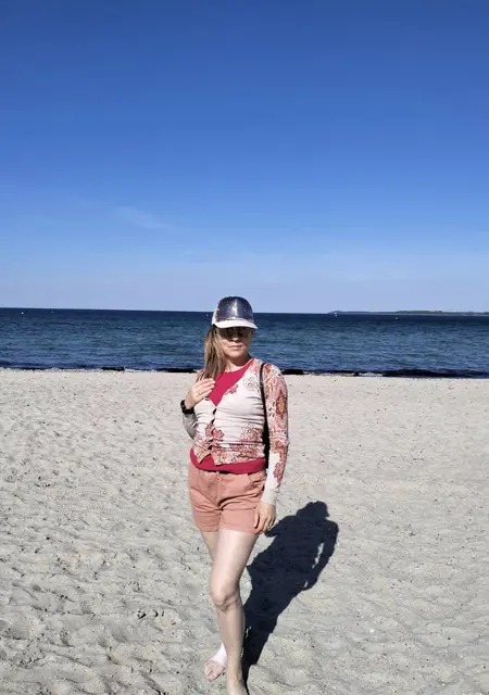 Я Вика, 40, из Винницы, ищу знакомство для приятного времяпровождения