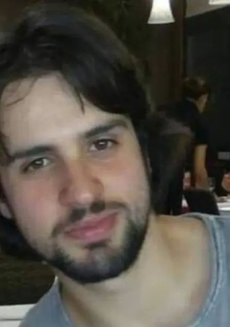 Я Giovanni Riccardo, 24, из Рима, ищу знакомство