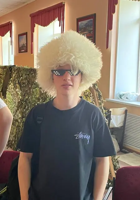 Я Сеня, 18, знакомлюсь без обязательств в Берлине